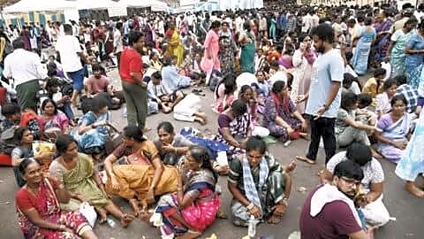 Visakhapatnam's Giri Pradakshina draws nearly 6L devotees on 32km trek