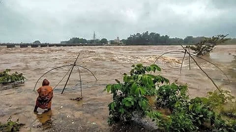 IMD forecasts thunderstorms and heavy rain for Odisha this week