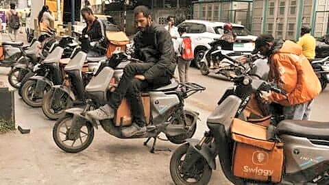 Bengaluru Zomato and Swiggy delivery workers plan August 15 strike