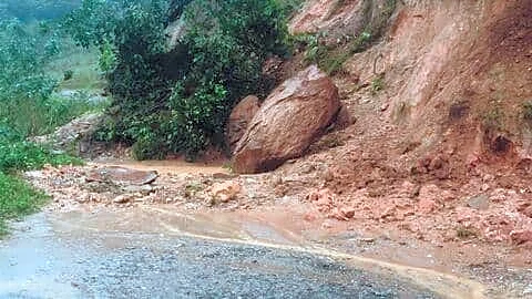 Kodagu nonstop rain since July 31 shuts schools, blocks road