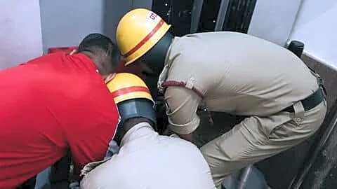 Retired engineer Kumaraswamy, 80, dies in Shivamogga temple elevator accident