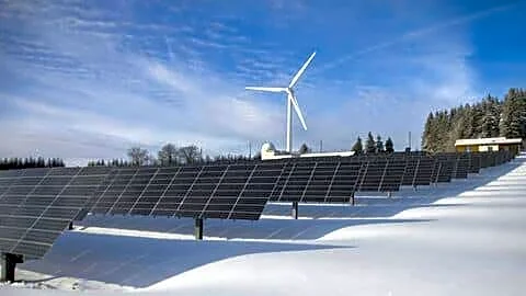 India crosses 300.50 GW non-fossil capacity, solar 164.59 GW