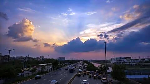 Delhi starts week sticky with 27.6°C mornings, IMD forecasts rain