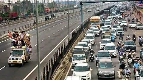Kanwar Yatra diversions cause hours-long traffic jams in Ghaziabad, Noida