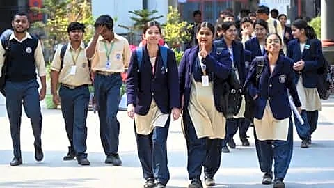 Delhi to demolish 34 unsafe government schools, build 27 campuses