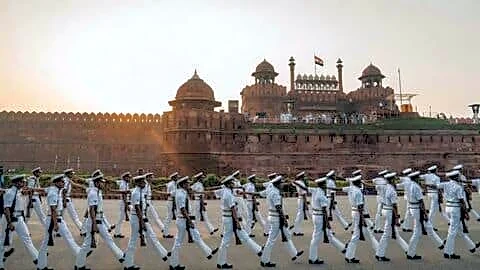 Delhi gridlocked during full-dress Red Fort Independence Day rehearsal