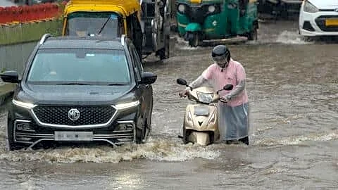 IMD warns heavy rain across Delhi NCR until Aug 19