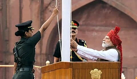 At Red Fort Narendra Modi urges youth for Viksit Bharat@2047