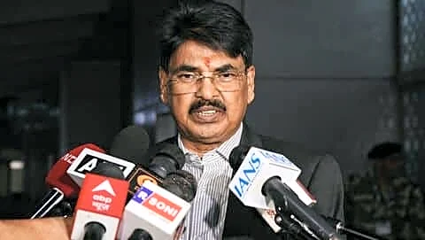 Manan Kumar Mishra apologizes to NALSAR students after enrollment directive