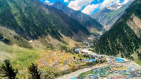 Amarnath Yatra ends as Chhari Mubarak arrives during Raksha Bandhan