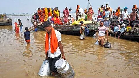 Nepal deaths top 600 as glacial collapse floods Bihar