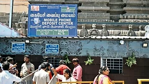 Tamil Nadu bars smartphones at 52 temples starting September 1