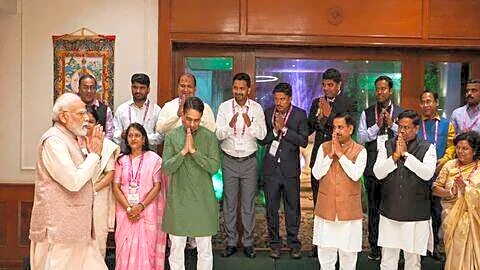 Prime Minister Modi invites National Teachers's Awards winners, thanks teachers