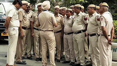 Three arrested for Singhu border anti-BRICS graffiti, SFJ claims