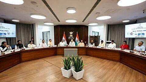 After 32 years, 6 chief ministers sign Kishau dam pact