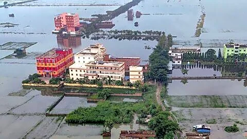 Bihar floods leave about 5 million struggling in 15 districts