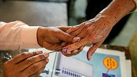 Delhi's 125-year-old Shyam Mukhija among 33.13L notified in voter cleanup
