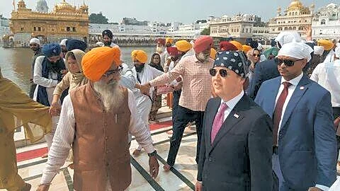 US Ambassador Sergio Gor, senators visit Golden Temple amid protest