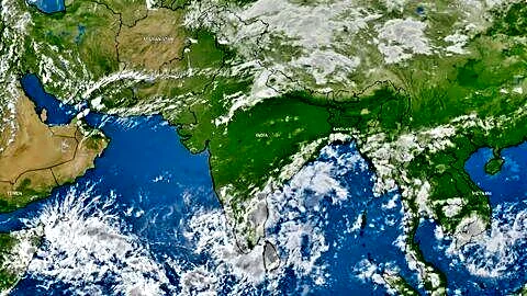 Bengaluru to face heavy rain, thunderstorms and possible waterlogging tonight