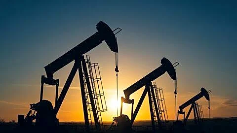 Russia US UAE supplied nearly 67% of India's August oil