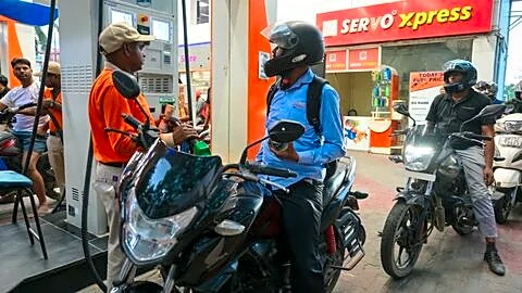 Fuel mostly steady across India as Noida petrol equals ₹102.12