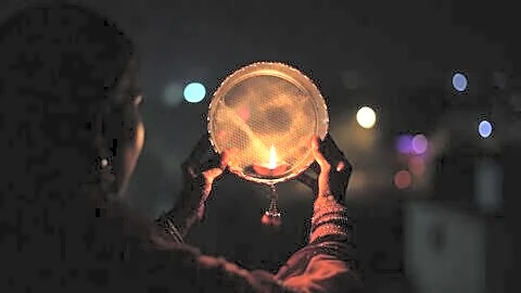 Karva Chauth in India on October 29: married women fast