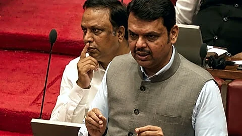 Devendra Fadnavis: Maharashtra welcomes 282 Navy Agniveers as police constables