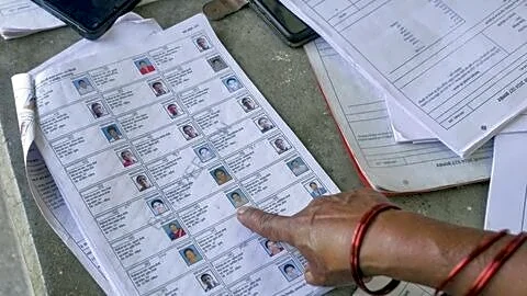 Delhi drops 4.76 million voter names since August, 250,754 register