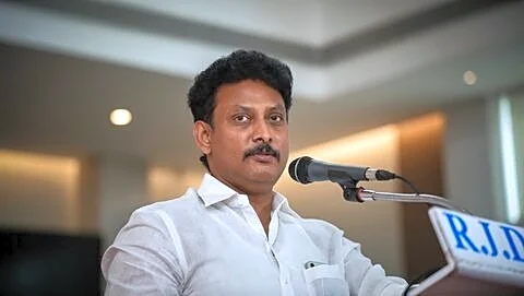 Anbil Mahesh Poyyamozhi remanded to judicial custody in corruption case