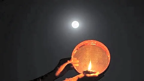 Karwa Chauth moonrise times for New Delhi Mumbai Kolkata tonight