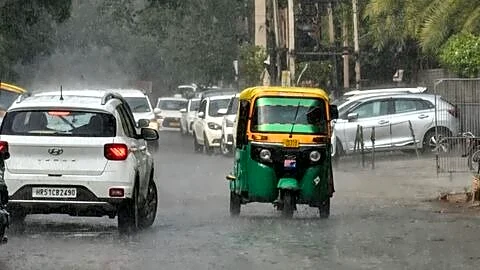 IMD warns rain across Delhi Bihar hail in west UP