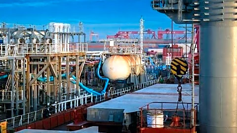 India cuts US and Russian oil imports amid $14.3B bill