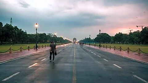 Delhi records 20.7°C, chiliest October since 1951 after Cyclone Arnab