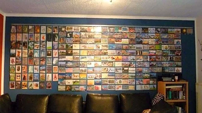 How to use vintage postcards for wall decor