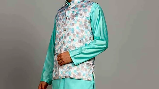 Monsoon style: How to style Indian kurtas with jackets