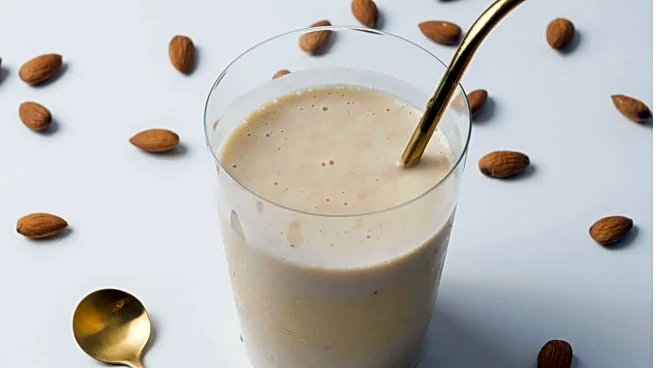 Delicious almond drinks to boost your health