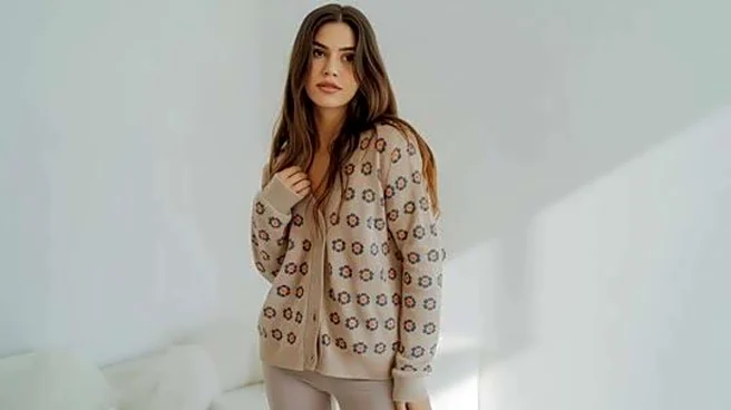 Winter fashion 101: How to style cardigans