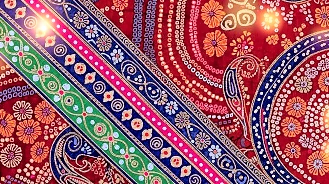 Woolen Bandhani scarves: The perfect winter accessory