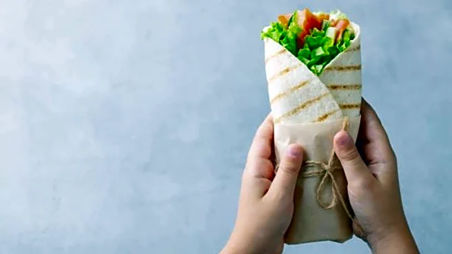 Quick and healthy: Bean sprout veggie wraps