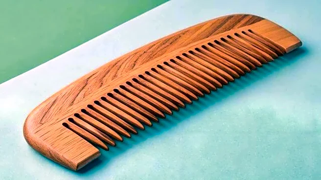 DIY: How to carve wooden hair combs