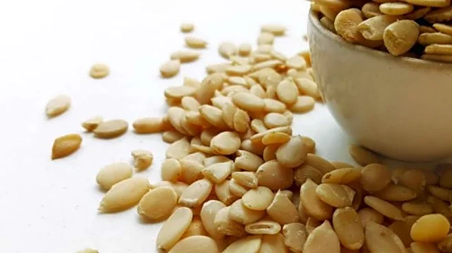 How to add melon seeds to your daily meals