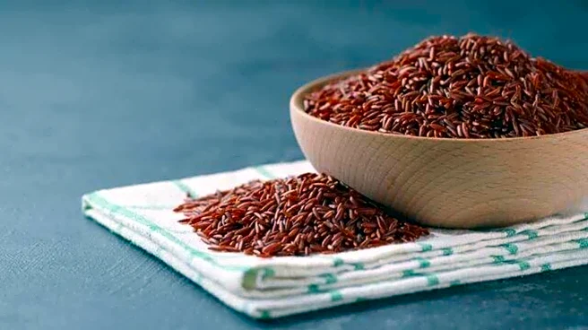 Why you should add red rice flakes to your breakfast