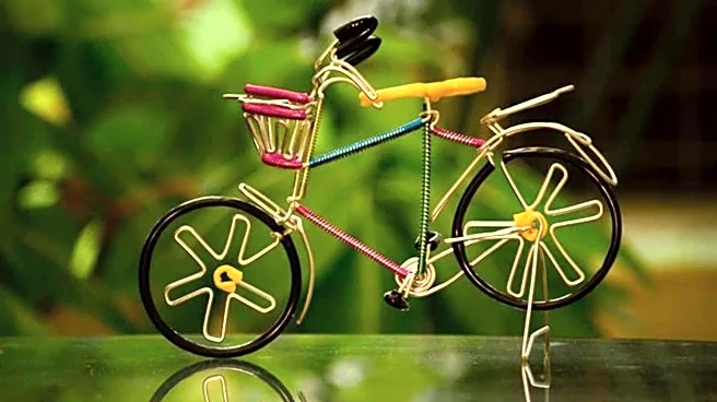 DIY: How to make bicycle models using recycled wire