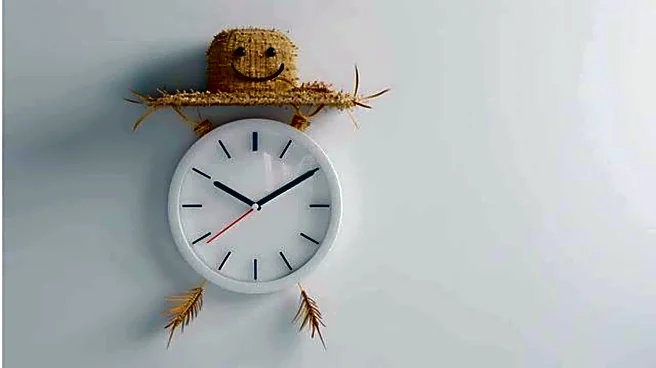 DIY: How to make stunning wall clocks at home