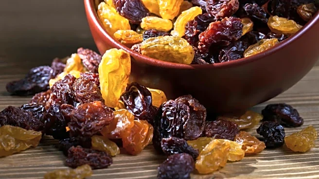 Raisins v/s dried cranberries: Which is healthier?