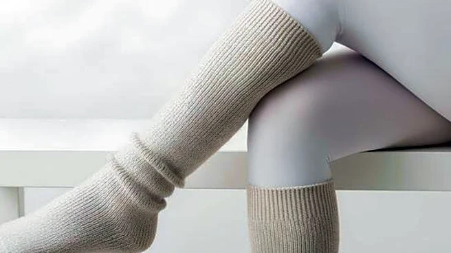 How to style knee-high socks