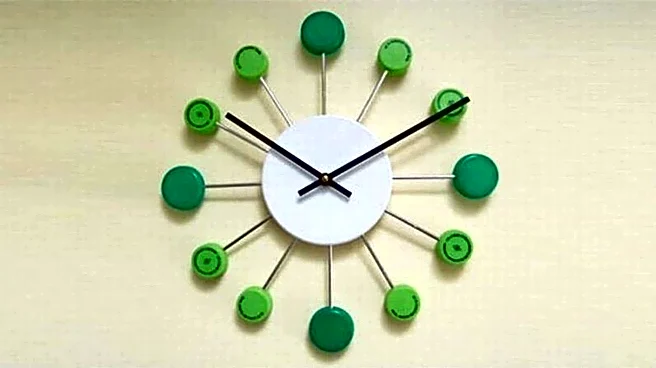 DIY: How to make clocks from recycled tin can lids