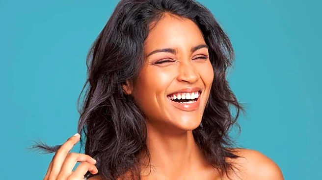 How to style shoulder-length wavy hair