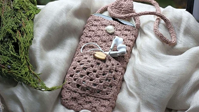 DIY: How to make phone covers