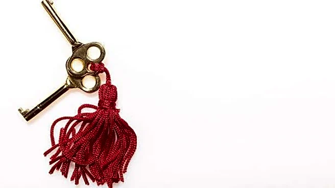How to create stylish tassel keychains